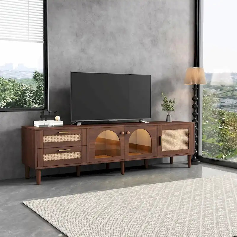Meuble TV d'inspiration rotin avec grand espace de rangement et montage facile